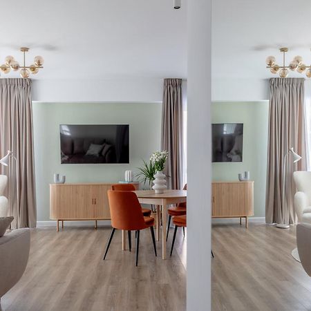 Dream Garden Apartment With Free Parking Sinaia Eksteriør bilde