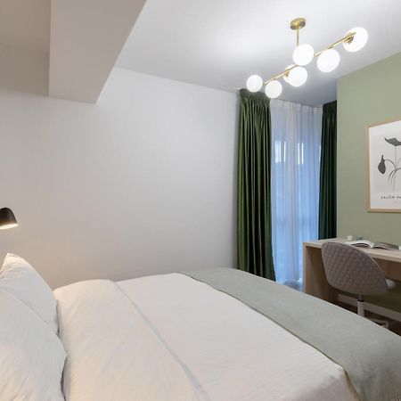 Dream Garden Apartment With Free Parking Sinaia Eksteriør bilde