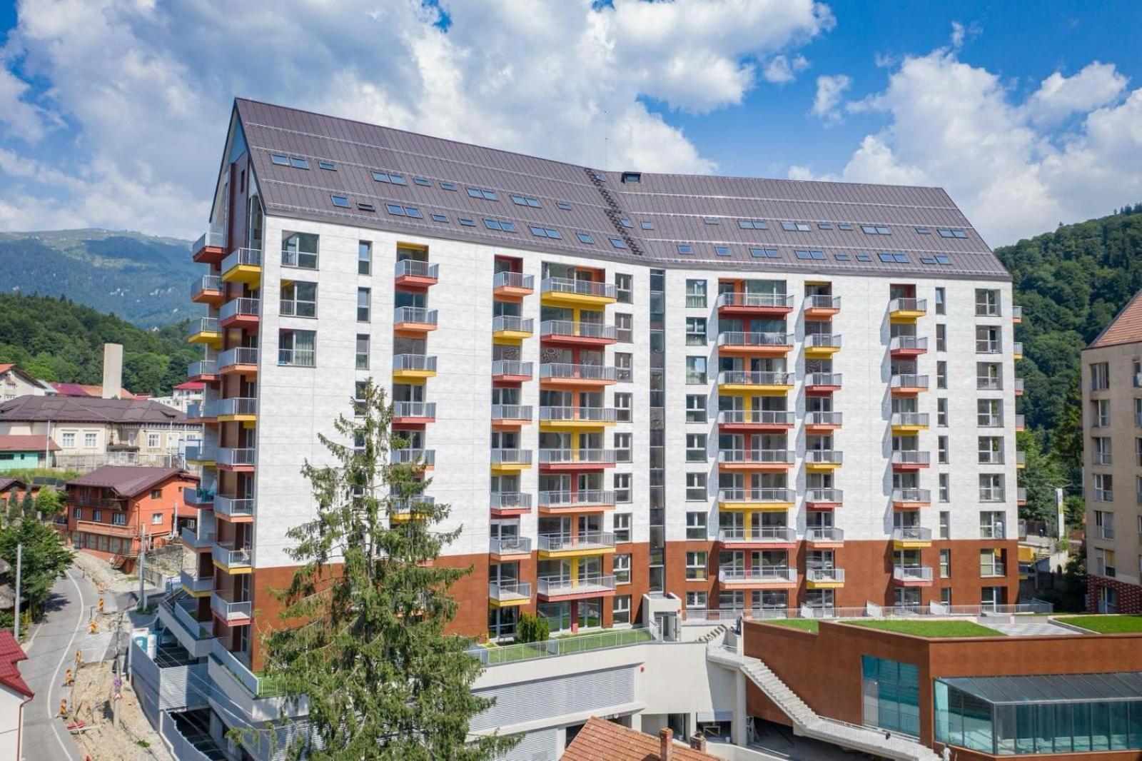 Dream Garden Apartment With Free Parking Sinaia Eksteriør bilde