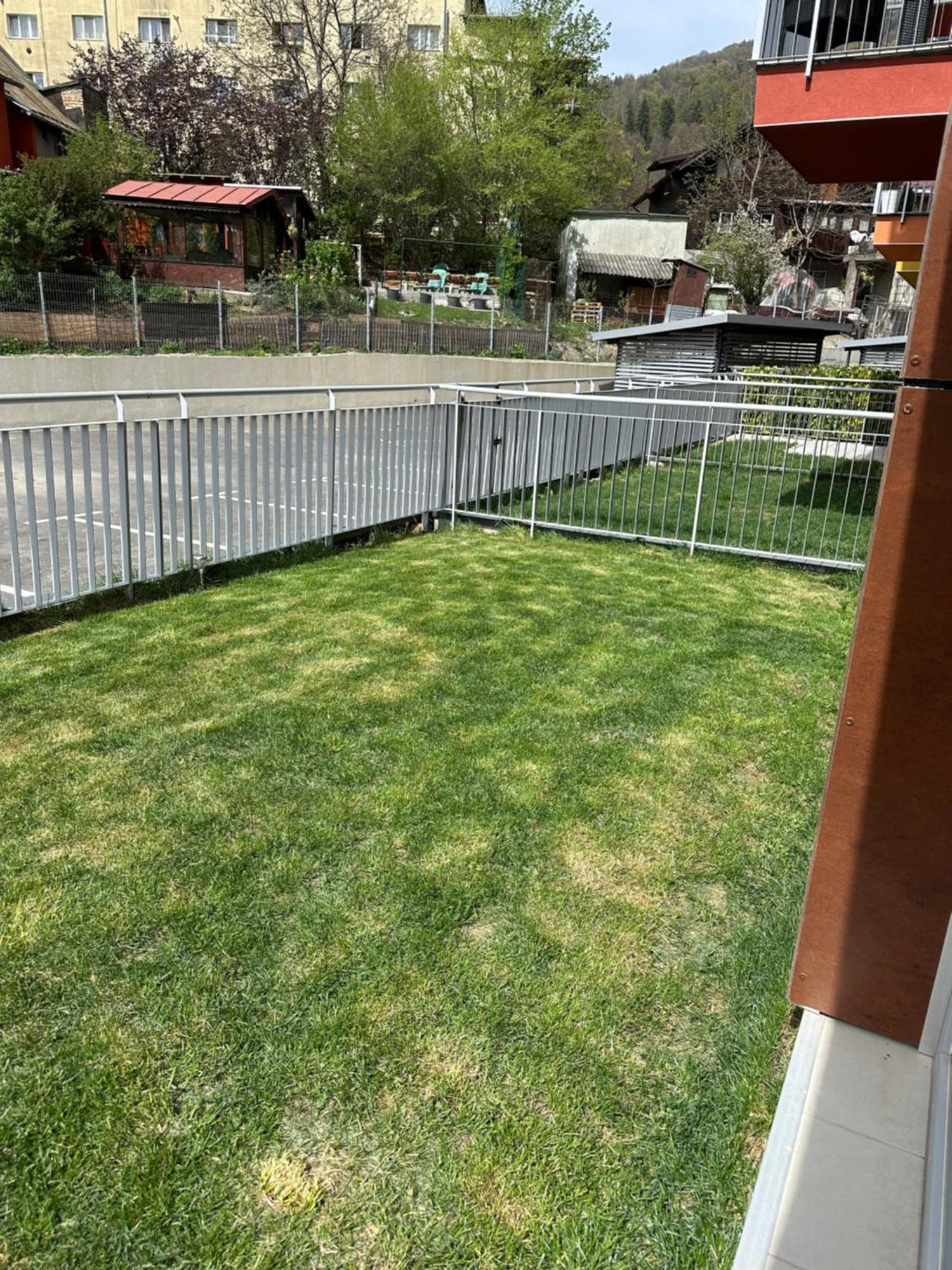 Dream Garden Apartment With Free Parking Sinaia Eksteriør bilde